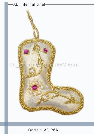 Christmas Hangings, Toys, Gifts, Decoratives, Crafts AD 266