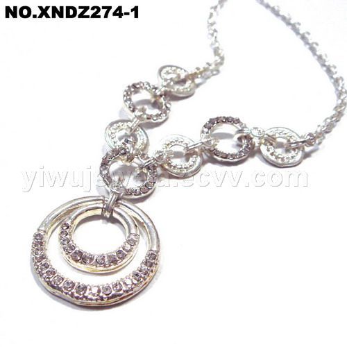http://upload.ecvv.com/upload/Product/200801/C2007122115293827950_Yiwu_fashion_jewelry_necklace_pendant_jewelry_set_imitation_jewelry.jpg