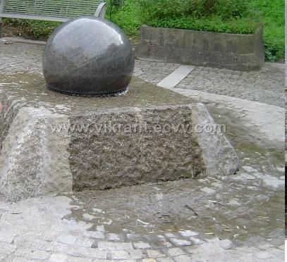 Ball Water Fountain