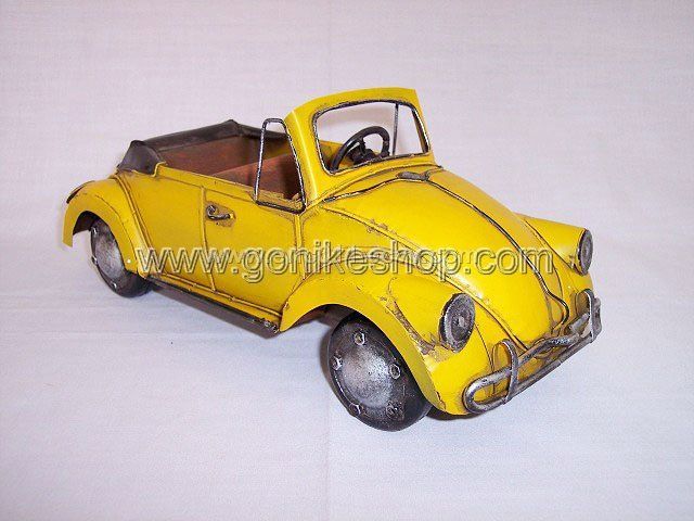 COLLECTIBLE AND VINTAGE TOY CARS - AN ANTIQUES RESOURCE