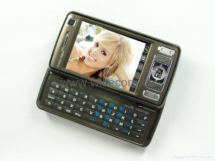 TV588, Tri Band, Dual sim working, TV mobile phone TV588