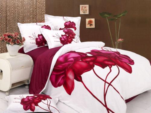 What are good sites for baby bedding and room sets?
