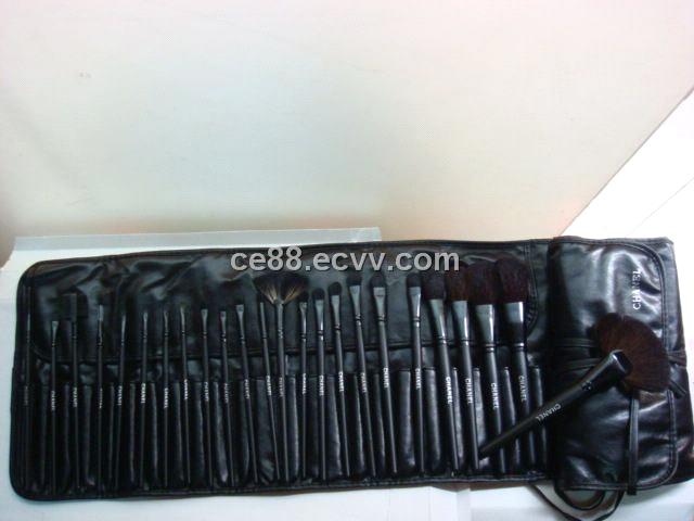 channel makeup brushes. CHANEL make up