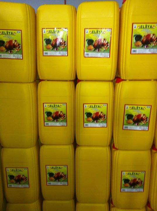 We offer the best Quality Vegetable Cooking Oil