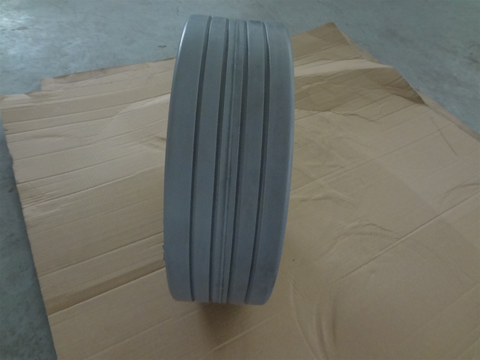 JLG 2032E2 2646E2 2632E2 3246E2 tire, aerial work platform tire,14x4.5
