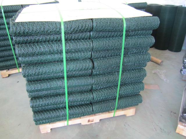 150ftx6ft 34 Dark Green PVC Coated Hexagonal Netting 150ftx6ft 34 Dark Green PVC Coated Hexagonal Netting