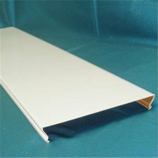 Cshape windresistant linear aluminum ceiling Cshape windresistant linear aluminum ceiling