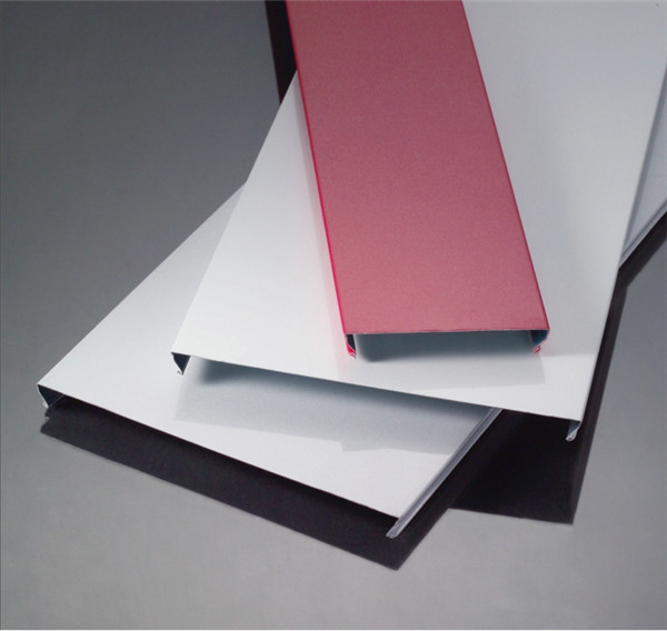 Cshape windresistant linear aluminum ceiling Cshape windresistant linear aluminum ceiling