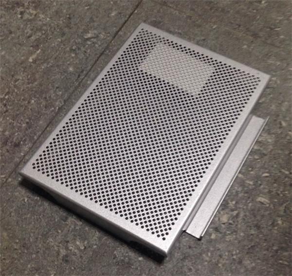 Hook on tile aluminum ceiling Hook on tile aluminum ceiling