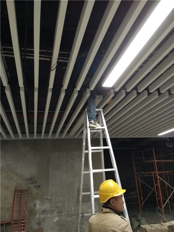 Ushaped baffle aluminum ceiling Ushaped baffle aluminum ceiling