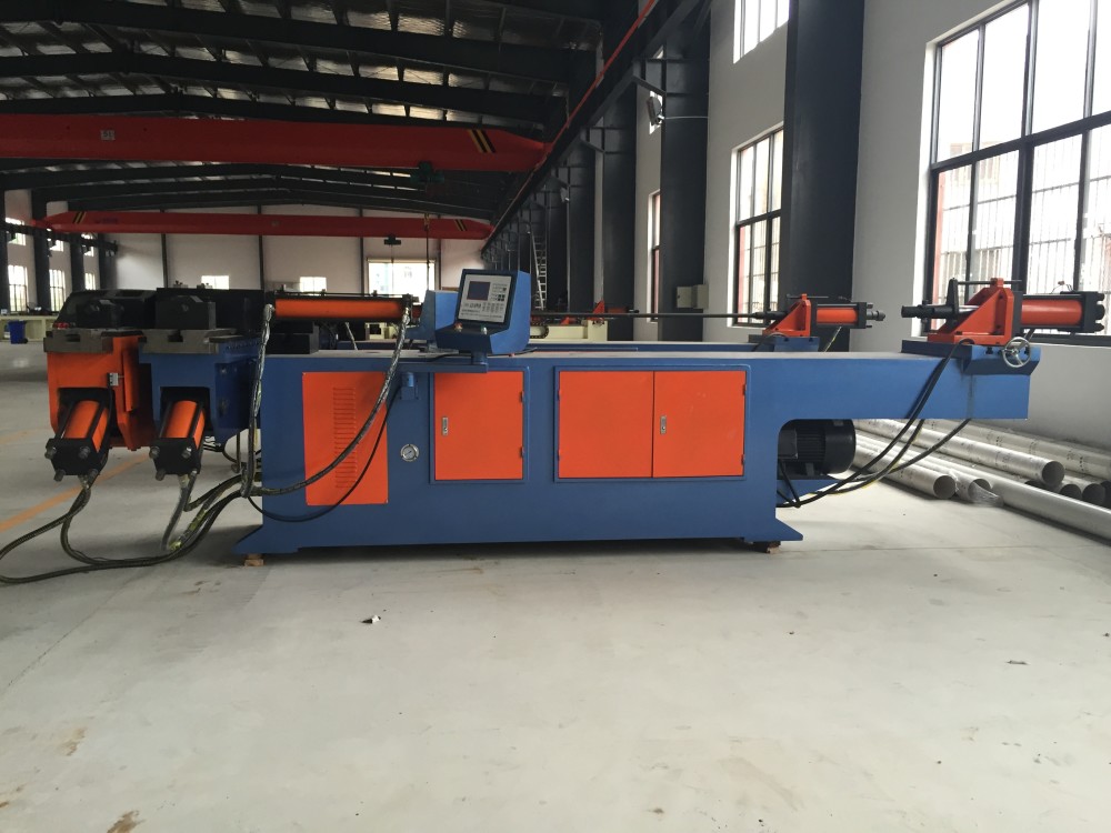 High Quality CNC Pipe Bending Machine with Good Price and Famous Configuration