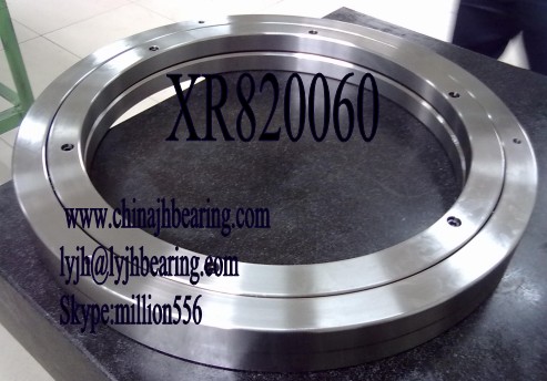 offer XR820060 crossed roller bearing price and stock580x760x80mm