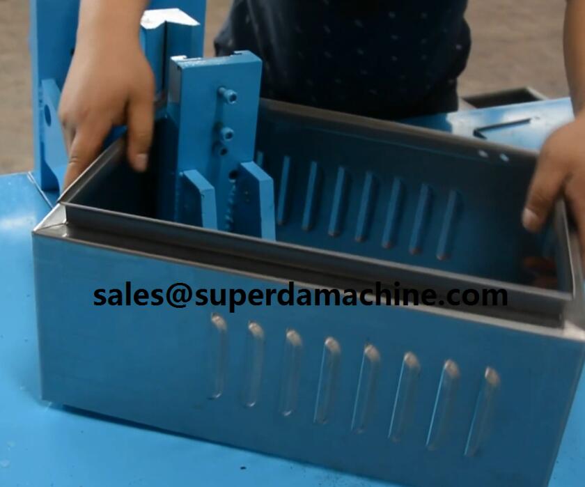New technology electrical enclosure roll forming machine
