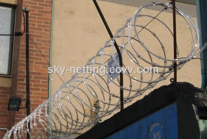 CBT65 galvanized razor barbed wire