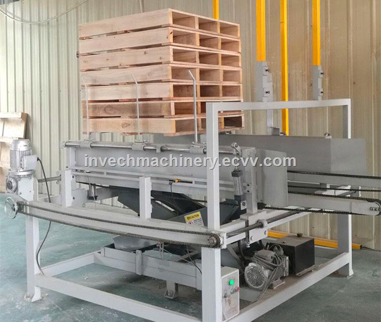 Automatic Wood Pallet Stacking Machine