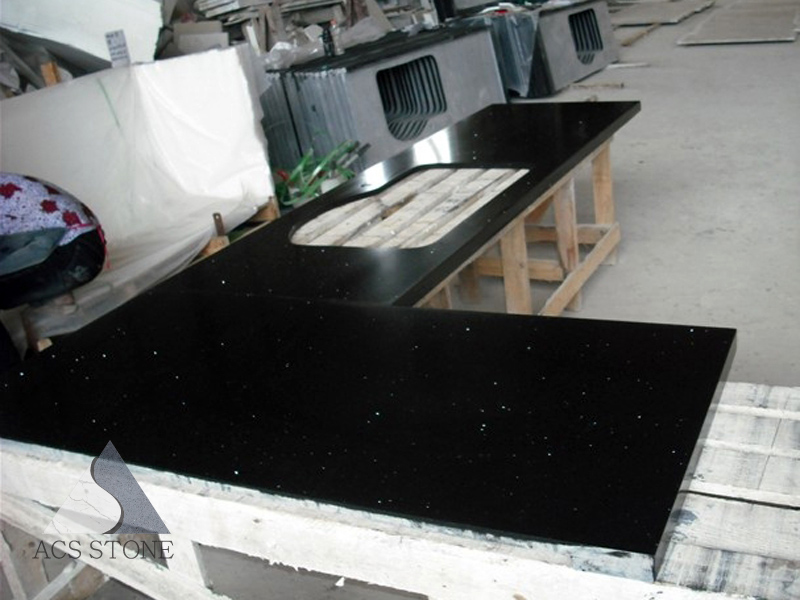 Black quartz kitchentop Absolute black stone