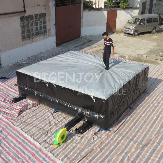 China Factory foam pit airbag landing pad supplier