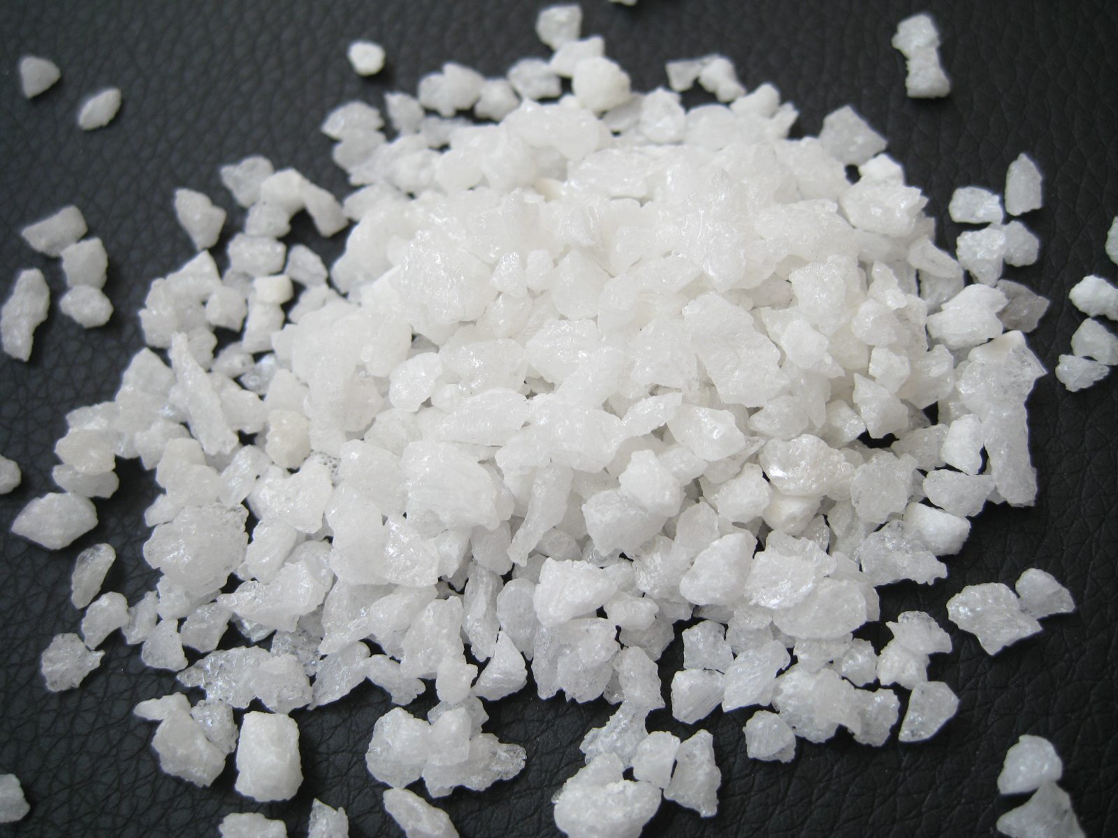high purity and low price white fused alumina 35mm