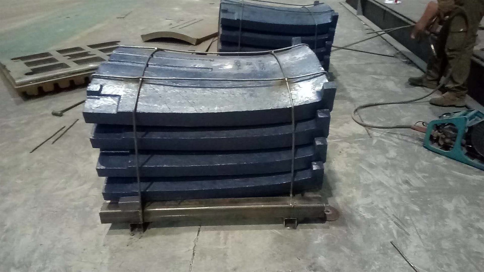 Blow Bar for Impact Crusher Liners Wear Parts