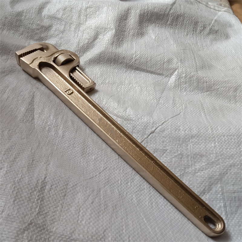 beryllium copper or aluminum bronze non sparking pipe wrench
