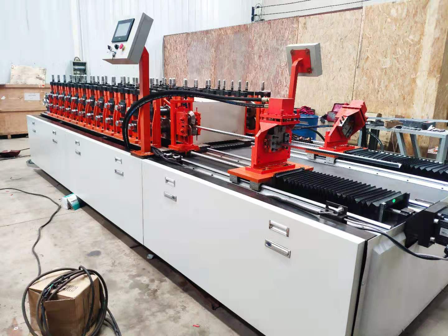 High speed Light gauge Keel roll forming machine U18