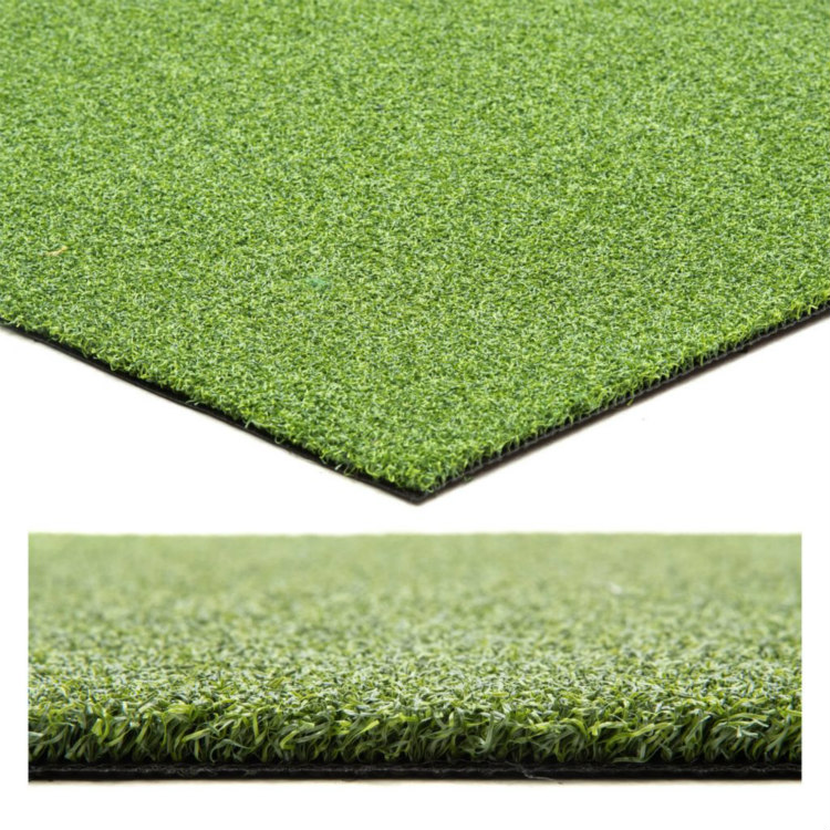 Golf game artificial grass putting green