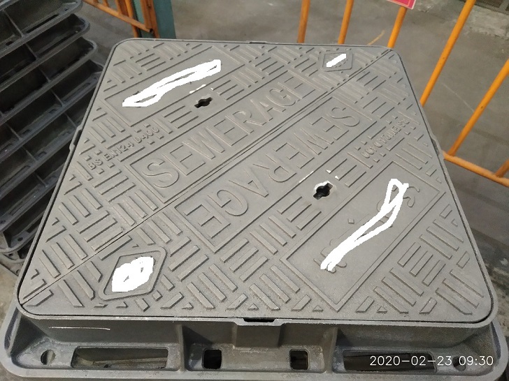 En124 Manhole Cover with Frame Ductile Iron Heavy Duty D400