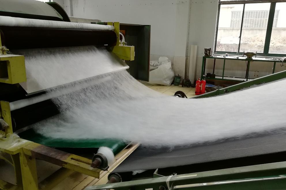 KN95 Mask Raw Materials Hot Rolled Needle NonWoven Oven Hot Air Cotton