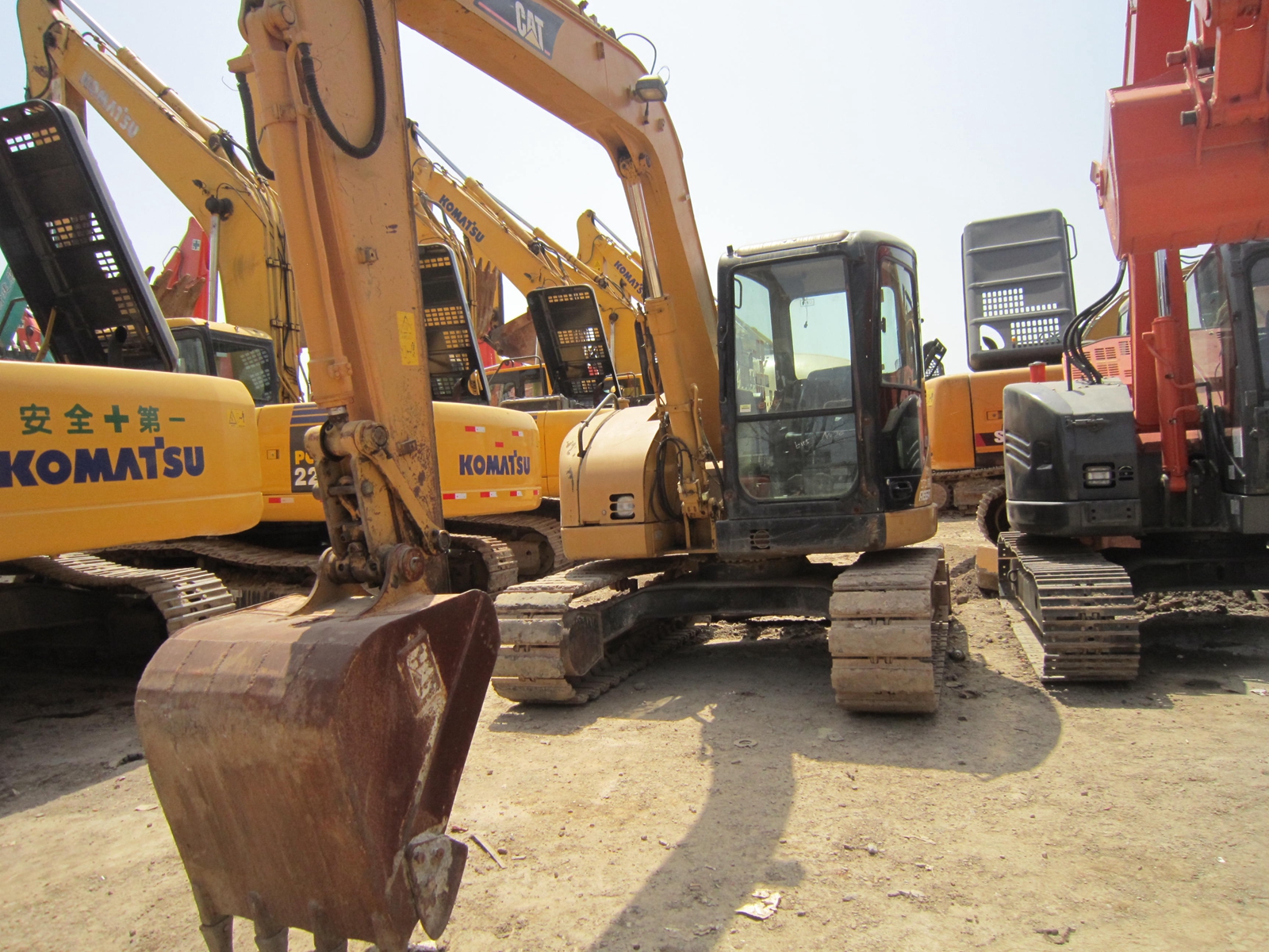 Running condition 8 ton Japanese used cat 308C excavator for sale in Shanghai site