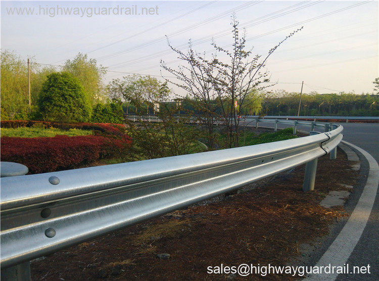 Armco Flex Beam Guardrail for Motorway Use