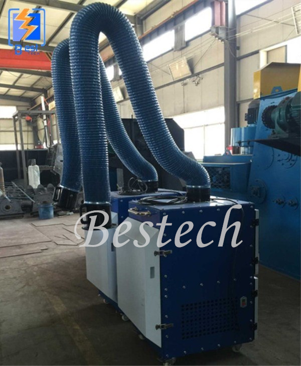 Welding fume dust collector with mobile suction arm