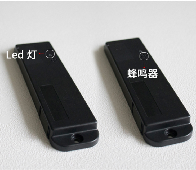 Active UHF RFID Tag with Sound Light for things found tracking