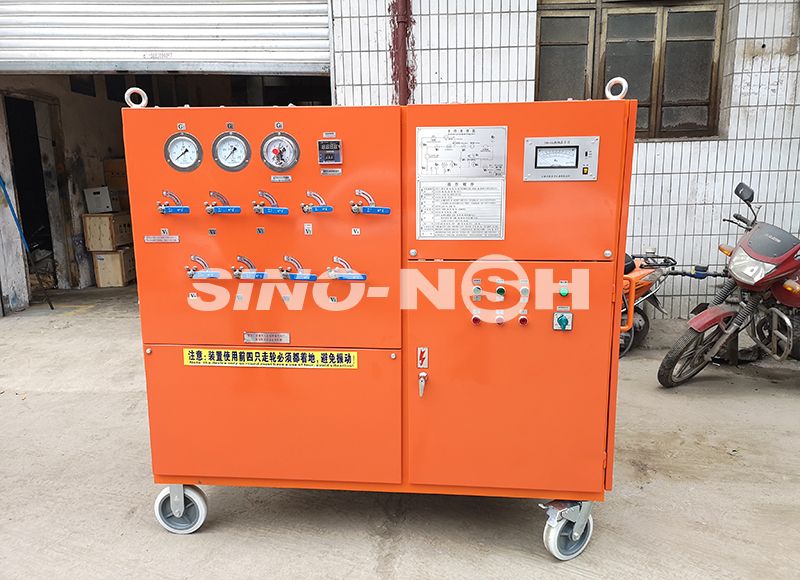 SF6 gas recycling charging device