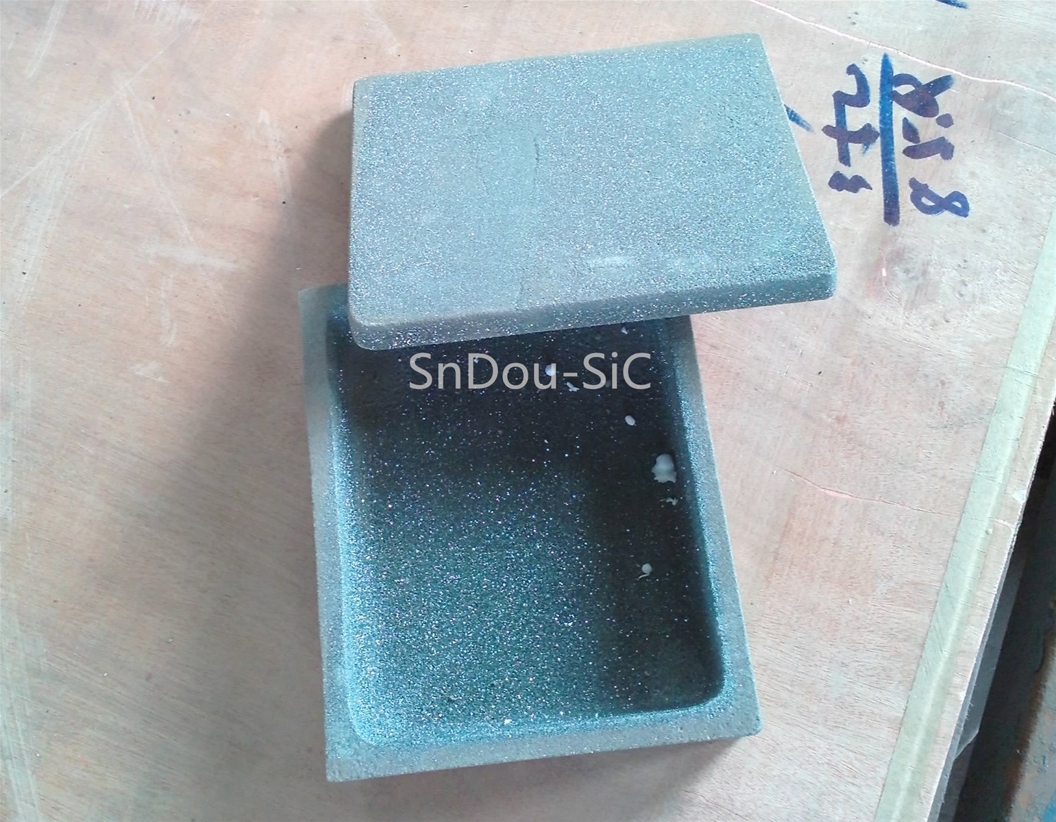 SiC Crucible sagger box for battery materials firing by RSIC recrystallized SiC ceramics from china tangshan sandou
