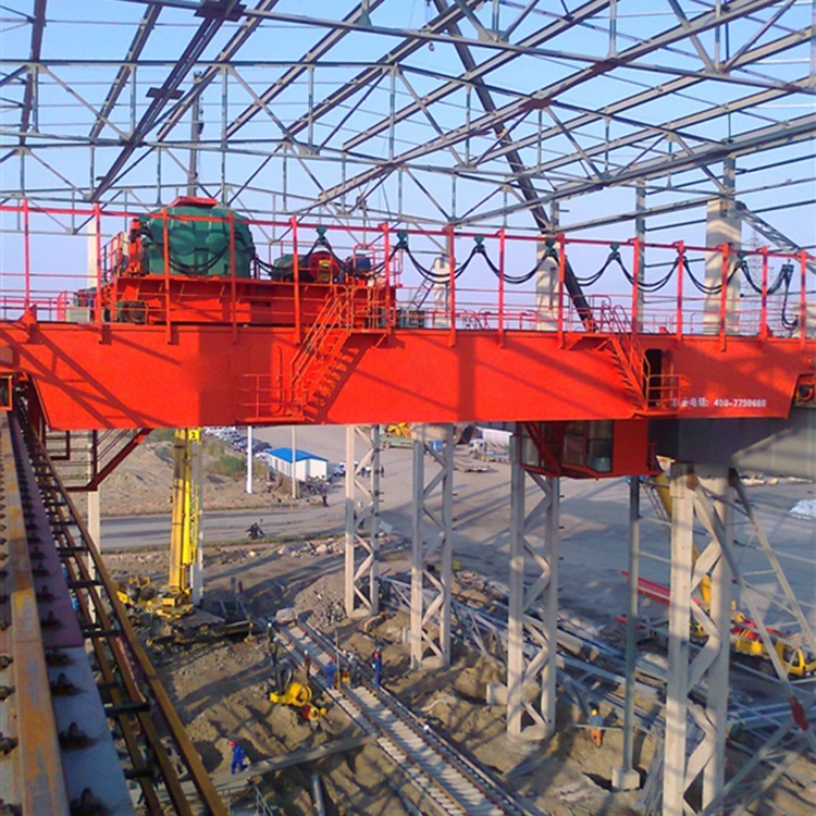 35 ton Cabin Control Double Girder Overhead Crane With Electric Wire Rope Hoist