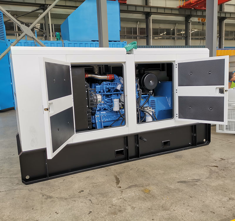 3 phase 160KVA 128KW China diesel generator powered by Yuchai engine brand new silent type