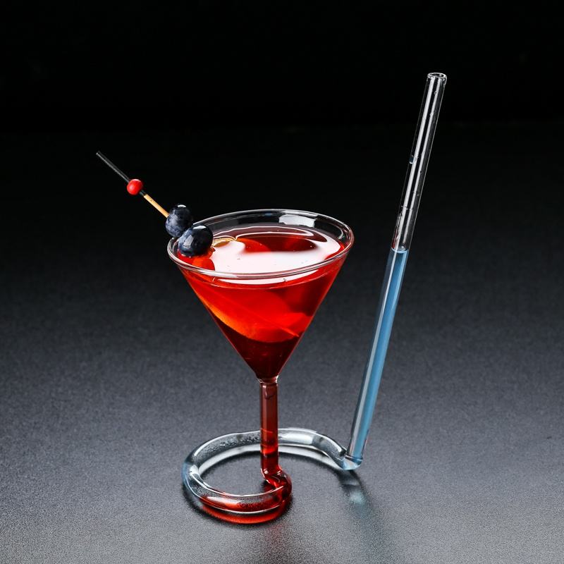 Spiral mushroom cup martini cup Triangle cocktail goblet with straw