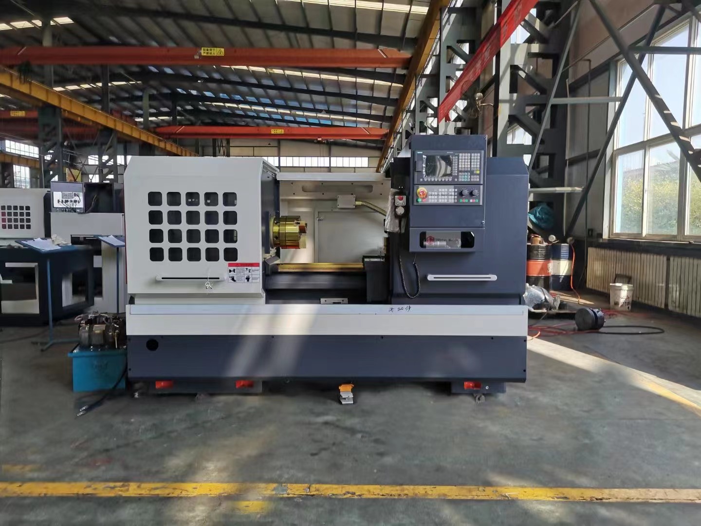High quality CNC lathe machine CK6150