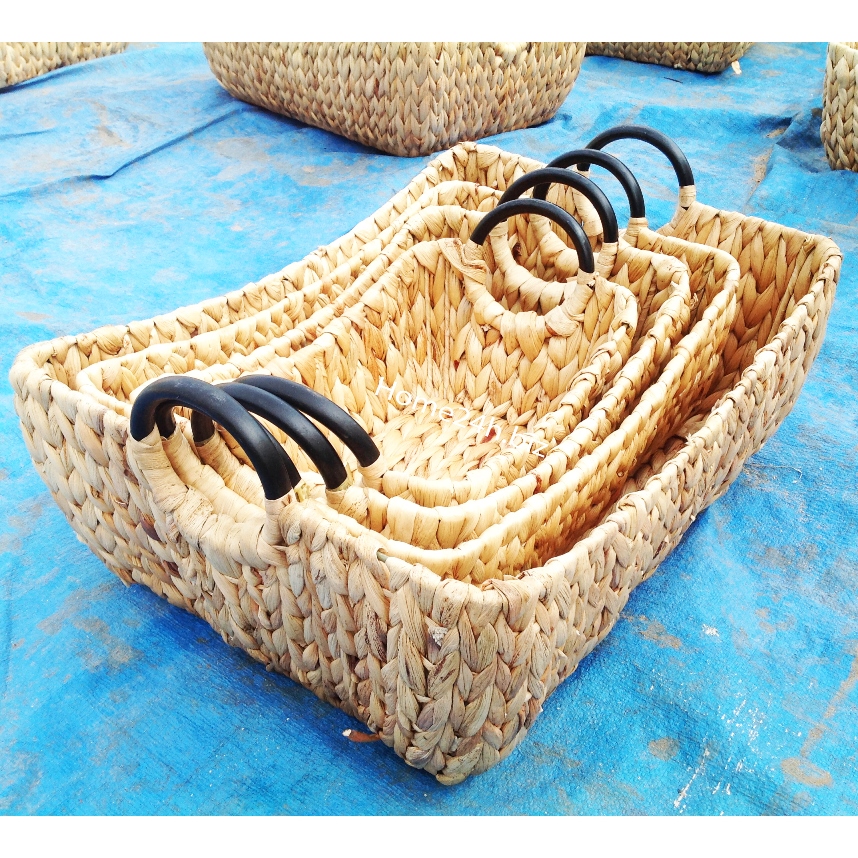 Basket Natural Water Hyacinth With Black Ring Handle HO21424