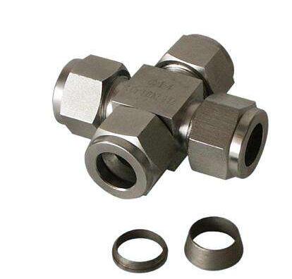 Sleeve type combination joint body