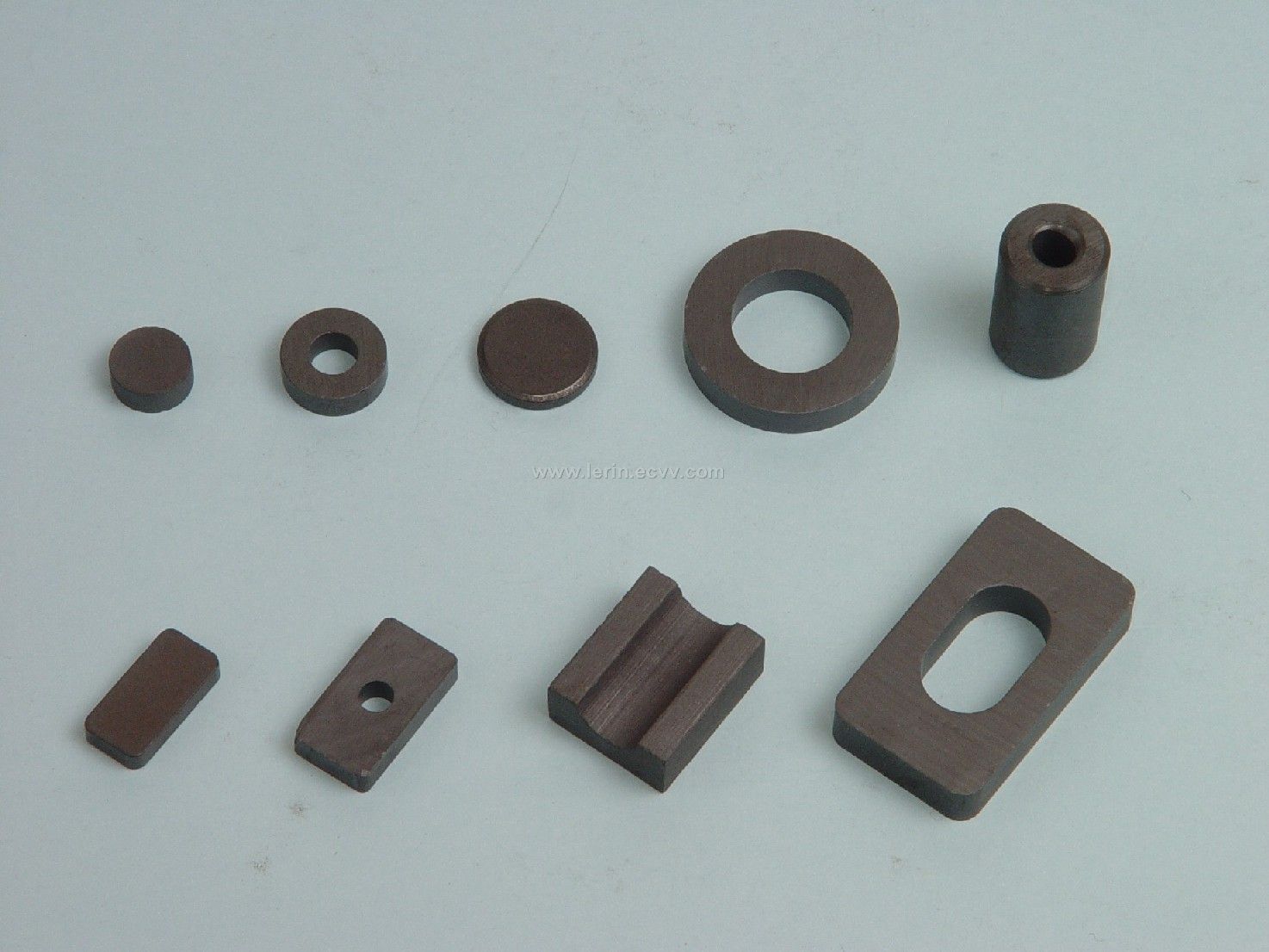 ferrite from China Manufacturer, Manufactory, Factory and Supplier on