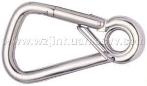 oblique angle snap hook with eyelet and spring lock