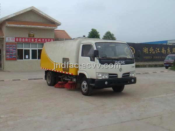 Dongfeng 2tons Sweeping Truck