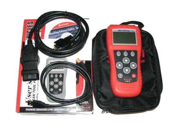 MaxiDiag EU702 JP701 US703 FR704 Code Reader