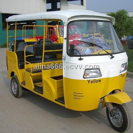 bajaj three wheeler bike