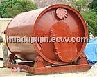 Horizontal rotating environmental protection type waste plastics refining equipment