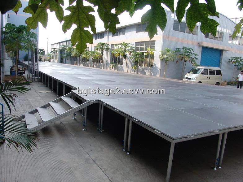 portable & mobile decent stage for outdoor events
