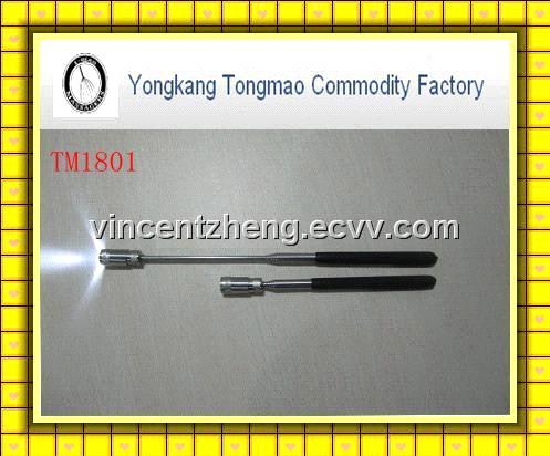 Telescopic magnetic pick up with LED
