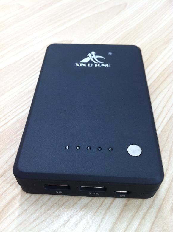 8000mah Power Bank for All Mobile Phones and Tablet PC