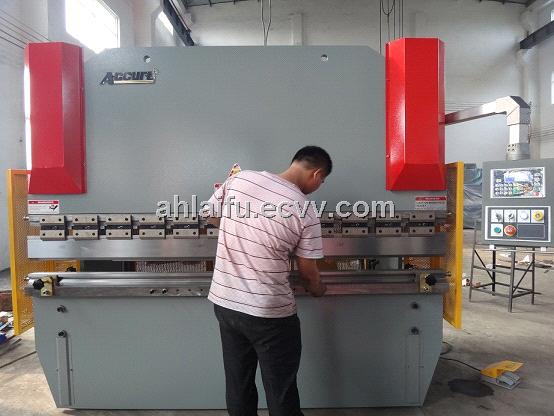 Sheet Metal Press Brake, Hydraulic CNC Steel Metal Plate Bending Machine